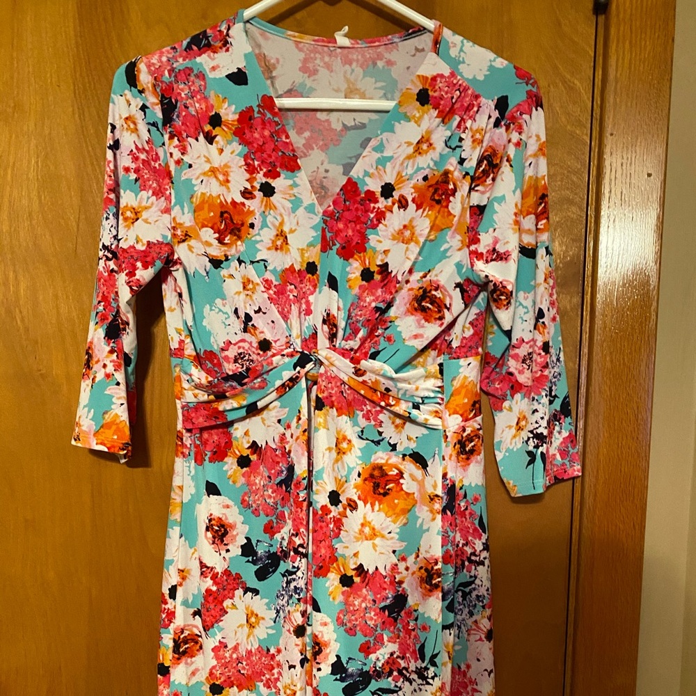 3/4 sleeve maternity dress